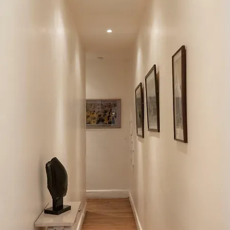 Apartment Chasles Paris