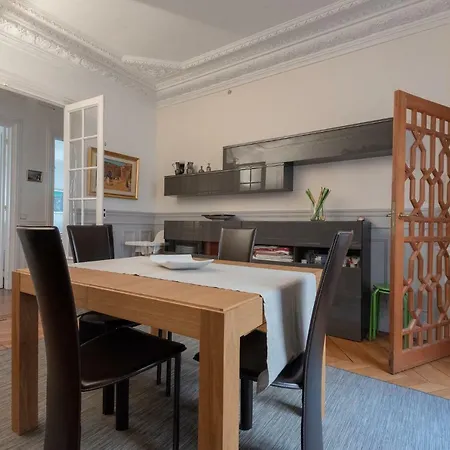Chasles Apartment *